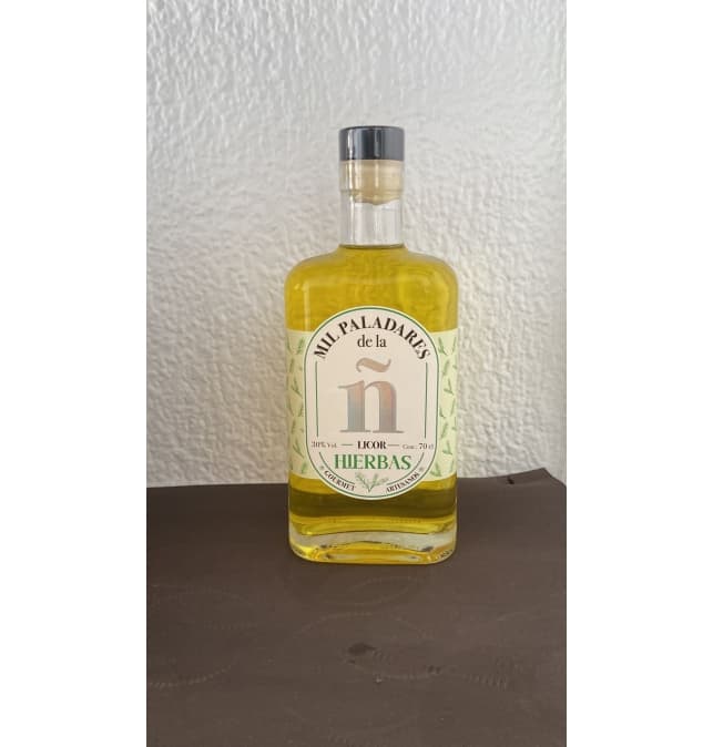 Licor de hierbas 30º Ñ 700 ml